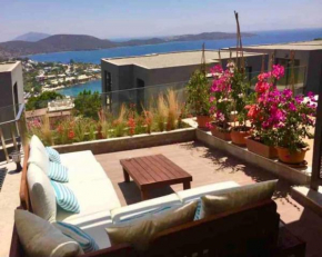 Bodrum Bitez 4 Bed-4 Bath Triplex Villa